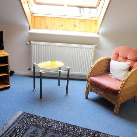 Gemuetliche Privatzimmer In Messenaehe Hannover Exterior photo