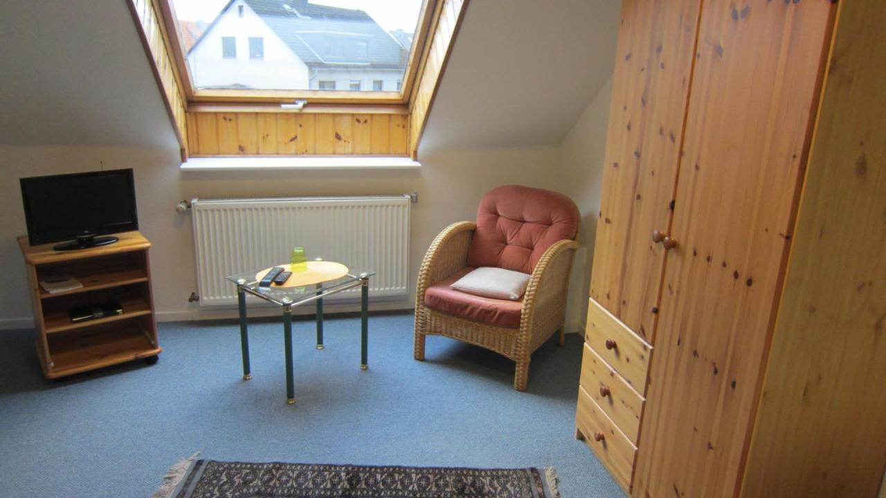 Gemuetliche Privatzimmer In Messenaehe Hannover Exterior photo