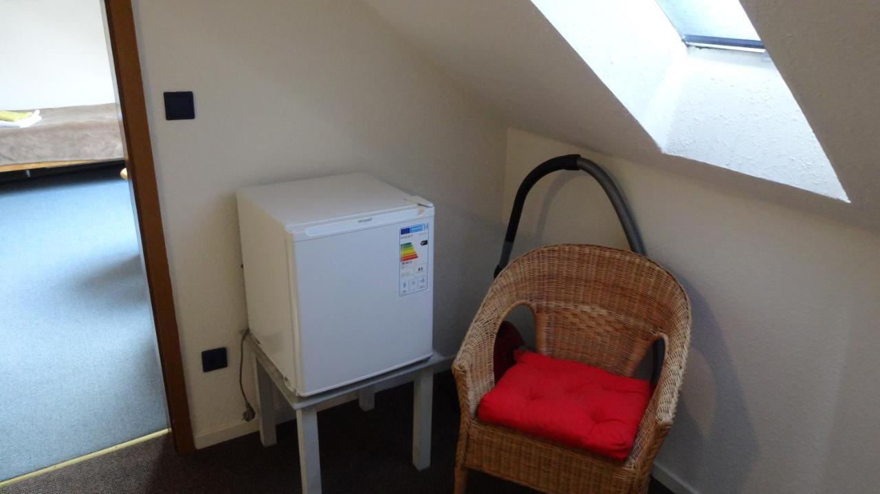 Gemuetliche Privatzimmer In Messenaehe Hannover Exterior photo